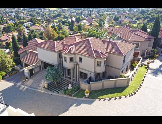 4 BEDROOM HOUSE FOR SALE IN BASSONIA ROCK